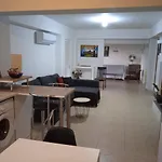 Rest And Relax 1 Bedroom Apartment *